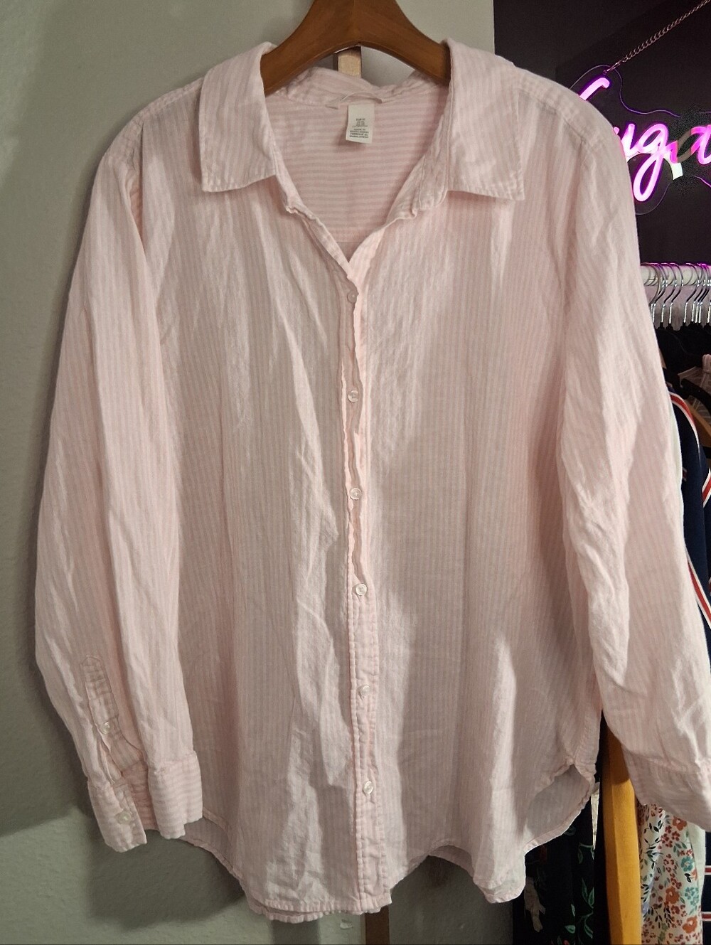 H&M XL Pink Striped Long Sleeve Butyon Down
